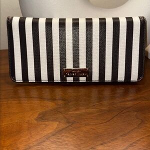 Henri Bendel Centennial Stripe Leather Snap Wallet | Brown & White | Zip Coin